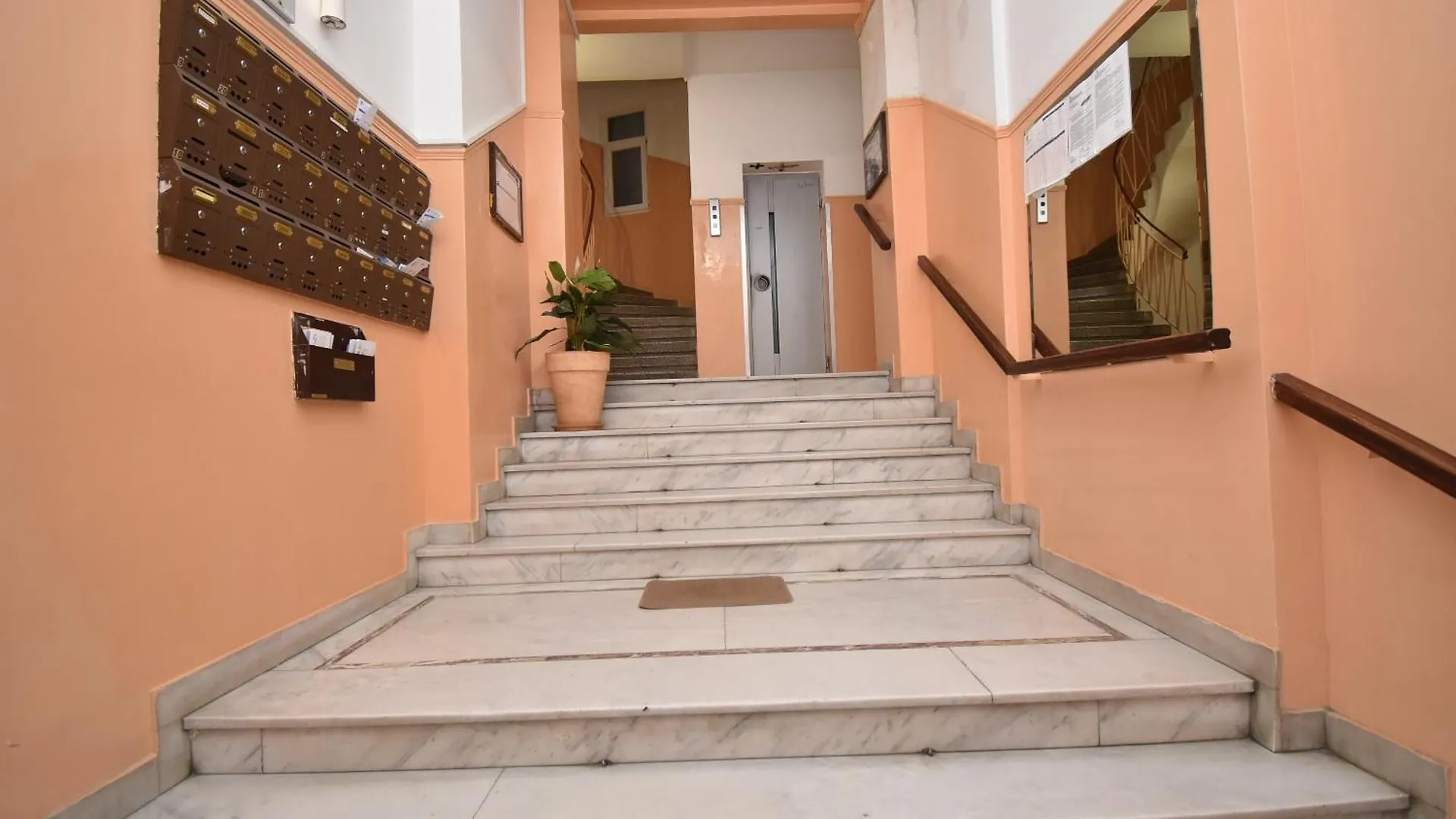 Hlil'S Studio Θεσσαλονίκη 0*,